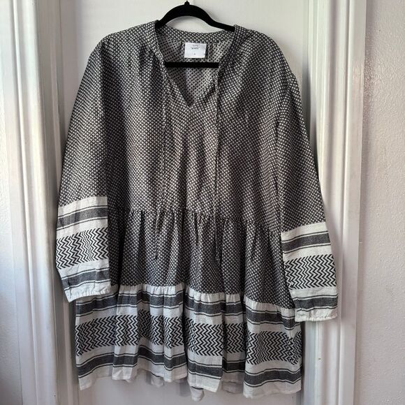 Life by EVERLY COLLECTIVE Memories Flounced Tunic Dress, Size M - Picture 2 of 10